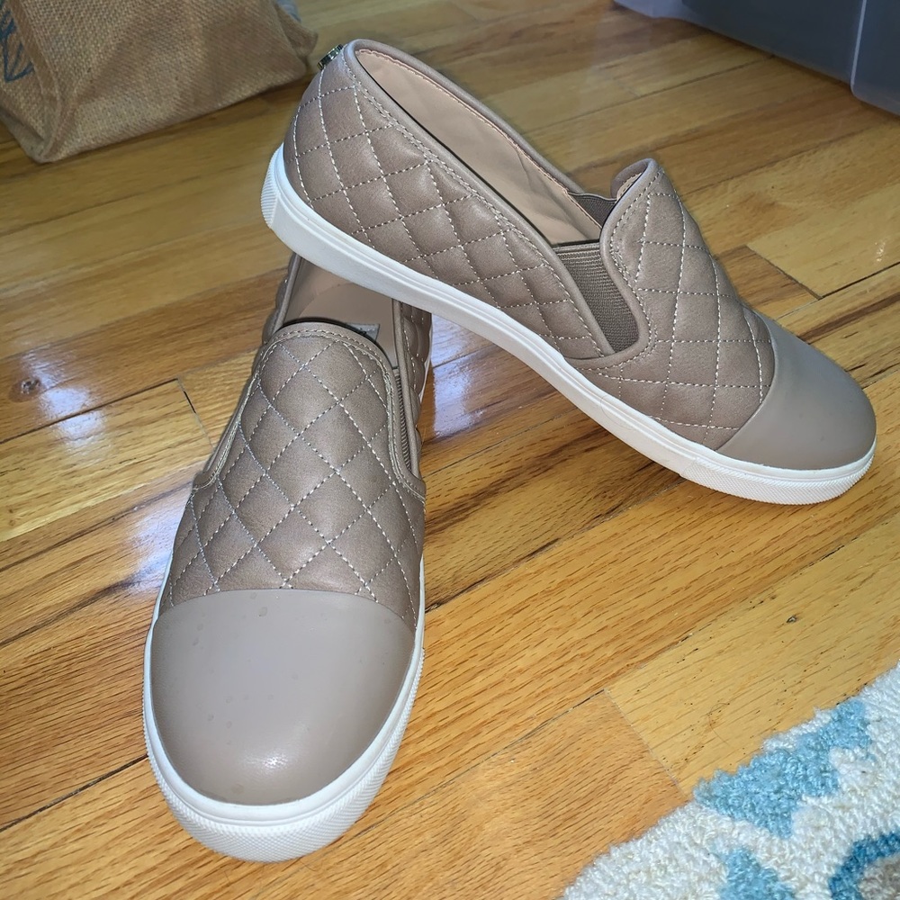 Tan Steve Madden quilted slip on sneakers